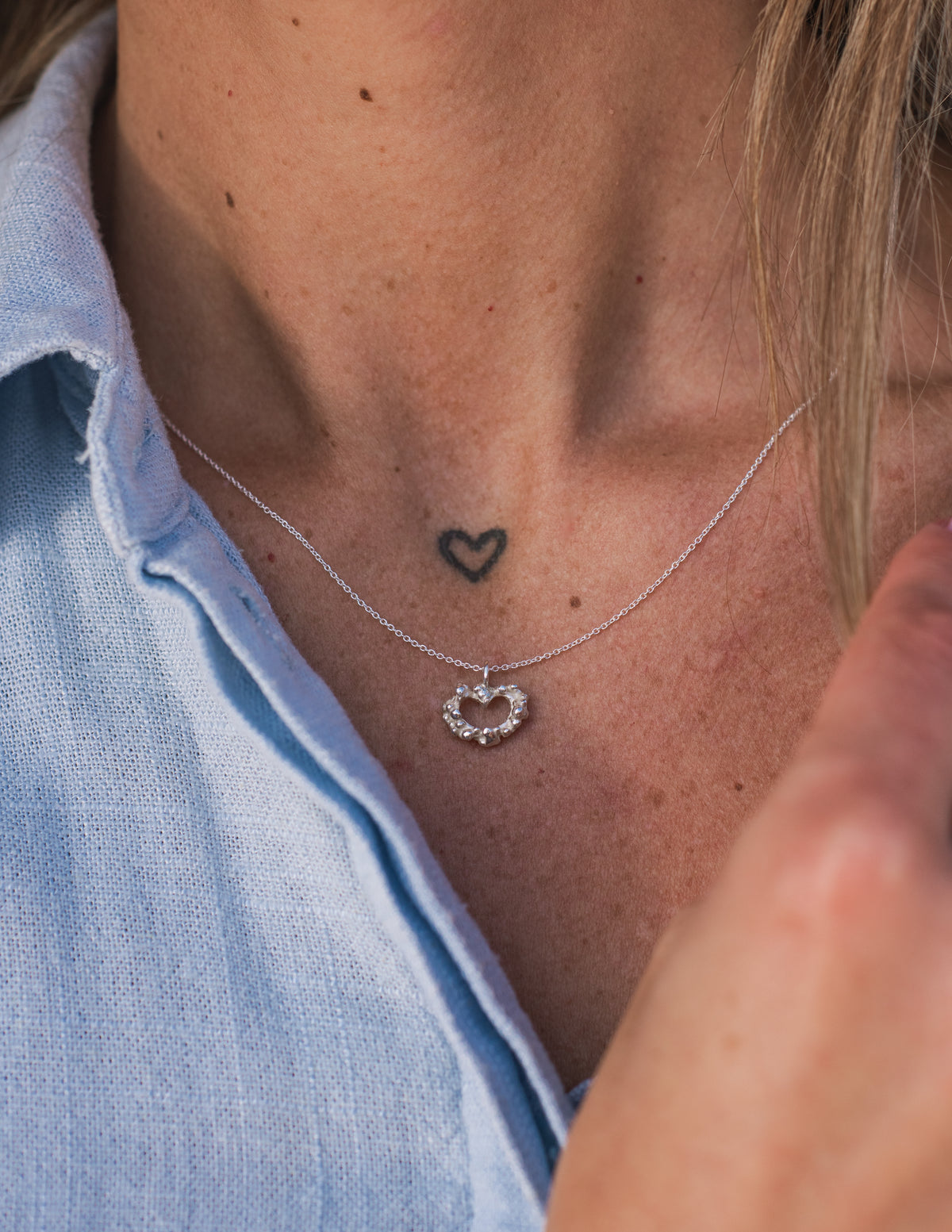 LIVETS BUBBLOR - HALSBAND  HJÄRTA